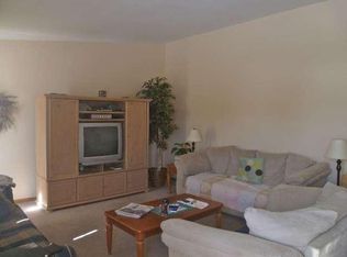 2524 Antoinette Trl, Racine, WI 53402