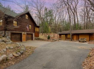 6485 Oak Hill Trl NE, Rockford, MI 49341