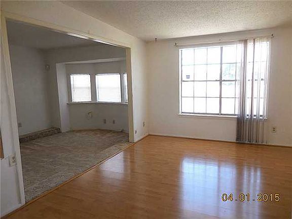 4th image of 9016 Geranium Dr