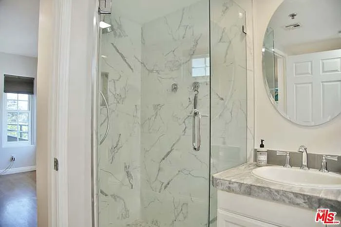9830 Vidor Dr #302 — Photo 23