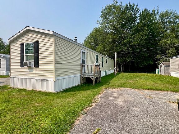 3rd image of 29 Sabattus Creek Drive