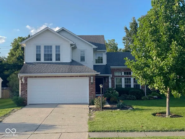 6232 Valleyview Dr, Fishers, IN 46038