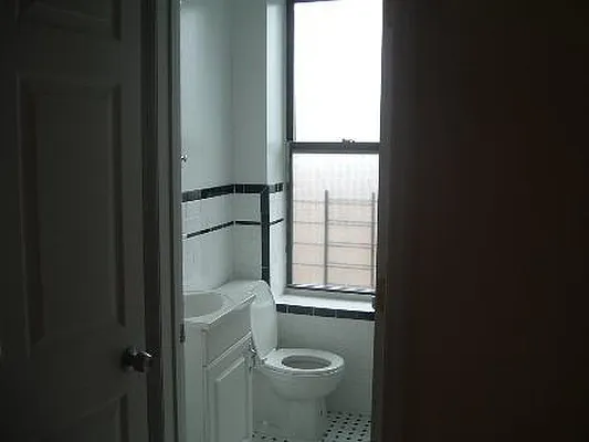 Rented by Level Group | media 39