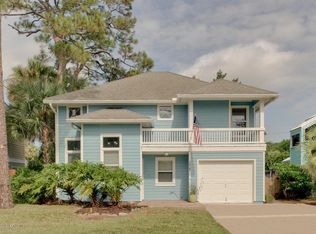 258 Magnolia St, Atlantic Beach, FL 32233
