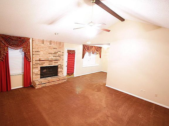 3rd image of 2727 Skelton Dr