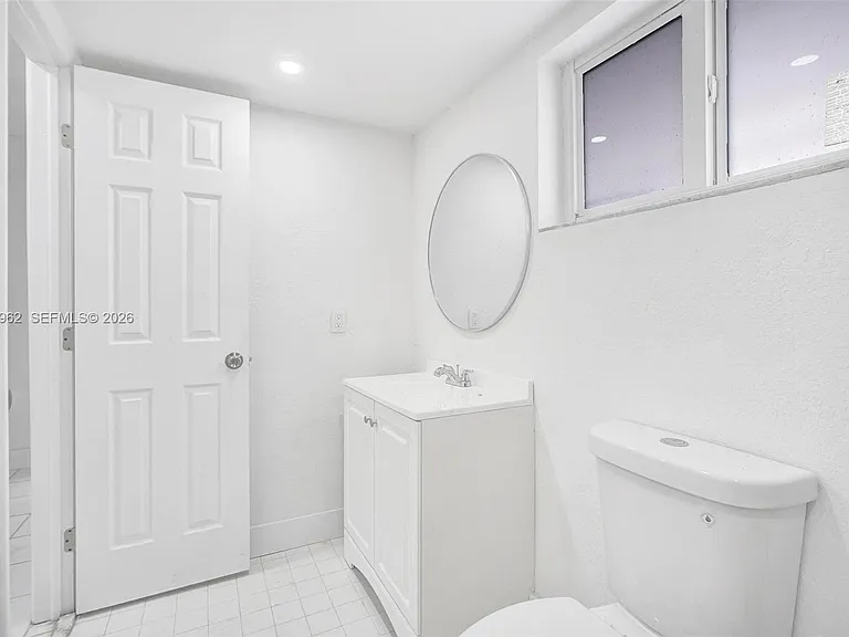 505 NW 177th St #112 — Photo 29