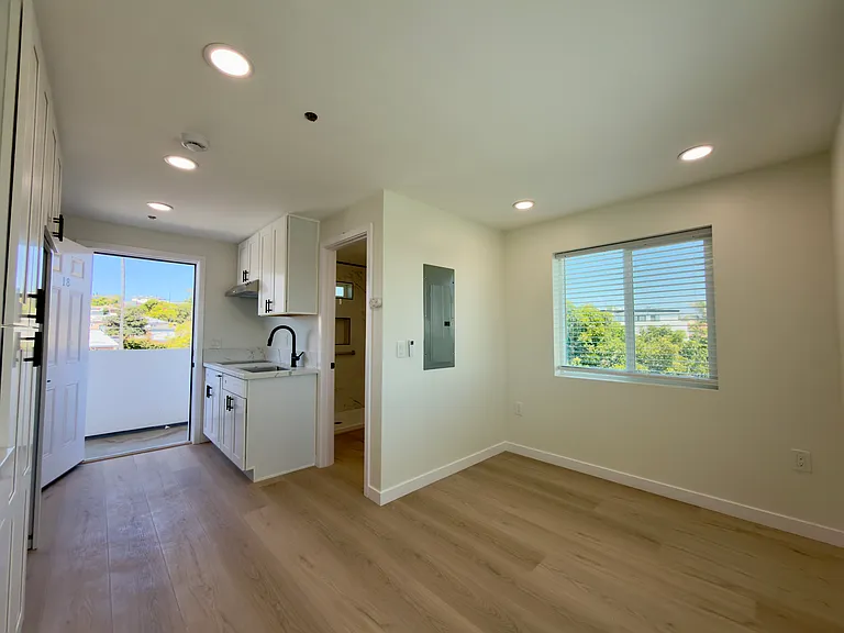6602 Manning St #18 — Photo 9