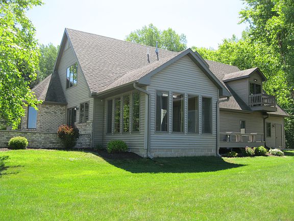 5th image of W4832 Swan Acre Dr