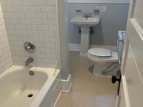2nd image of 1706 6th Ave #1/4