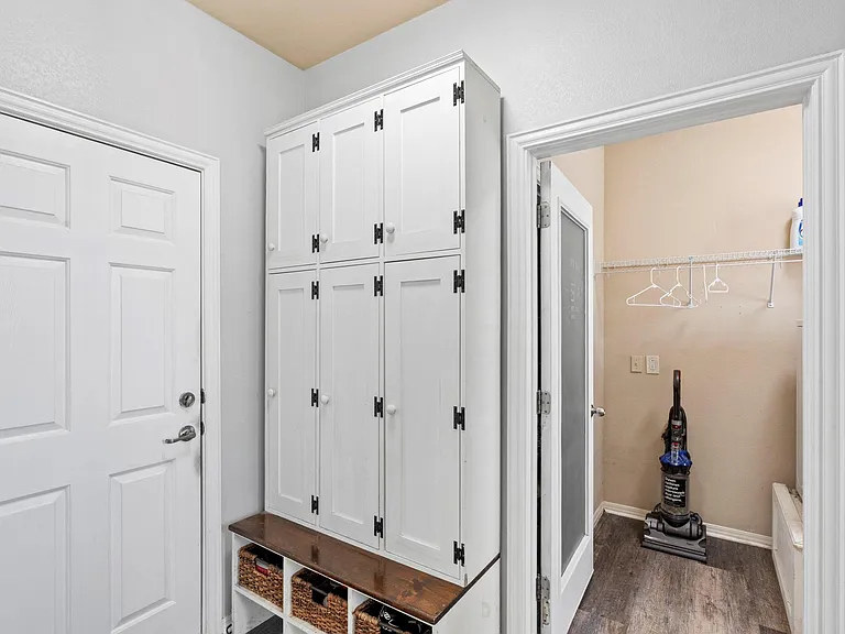 227 Sandstone Trl — Photo 30
