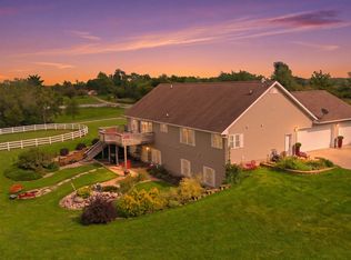 2699 Ridge Rd, Marshalltown, IA 50158