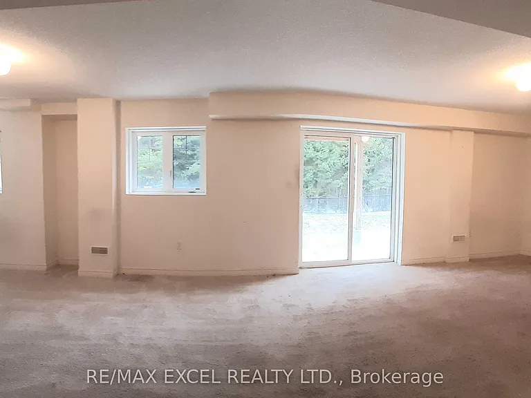144 Greenwood Rd — Photo 12