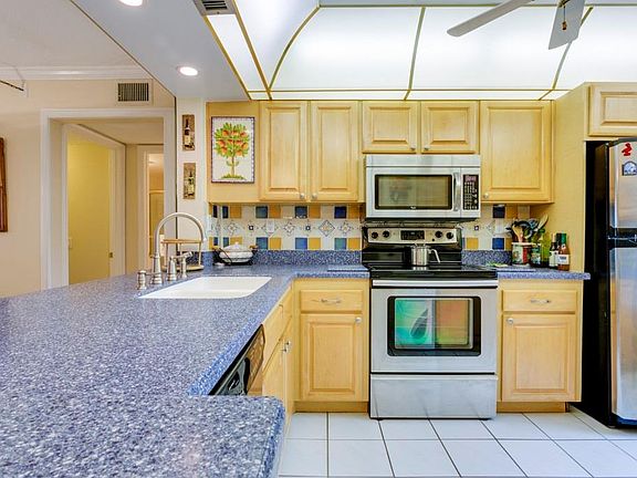 5th image of 6361 Bahia Del Mar Blvd APT 114