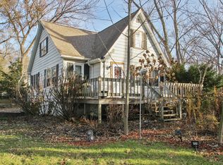 7610 Hickory Rd, Wonder Lake, IL 60097