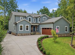 60 Maggie Blf, Lookout Mountain, GA 30750