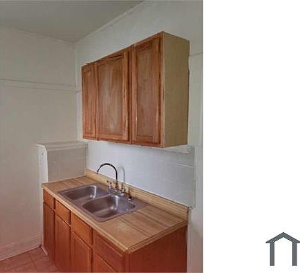 5th image of 6317 S California Ave APT 2A