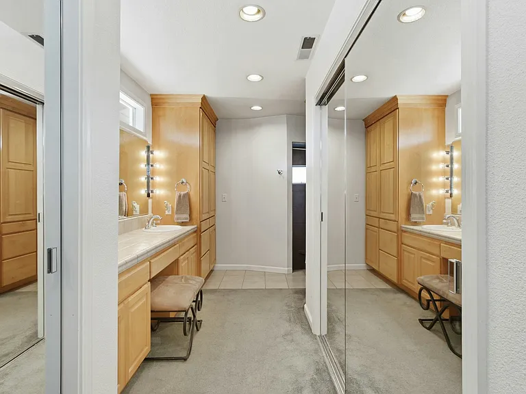 3201 Bonita Dr — Photo 9
