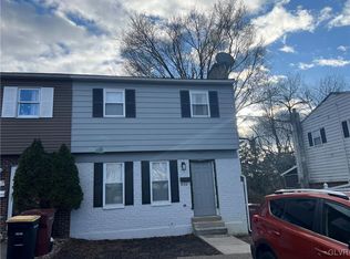 836 Fernhill Ln, Whitehall, PA 18052