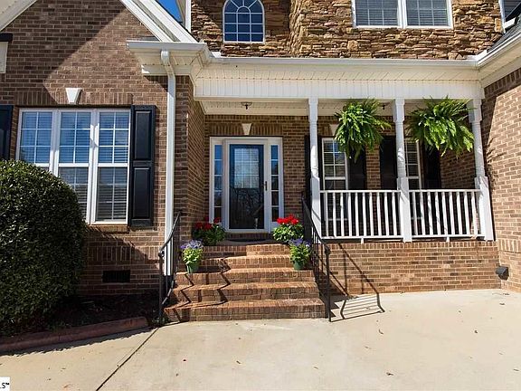 2nd image of 209 Kilgore Farms Cir