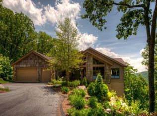 1604 Forest Ridge Dr, Linville, NC 28646