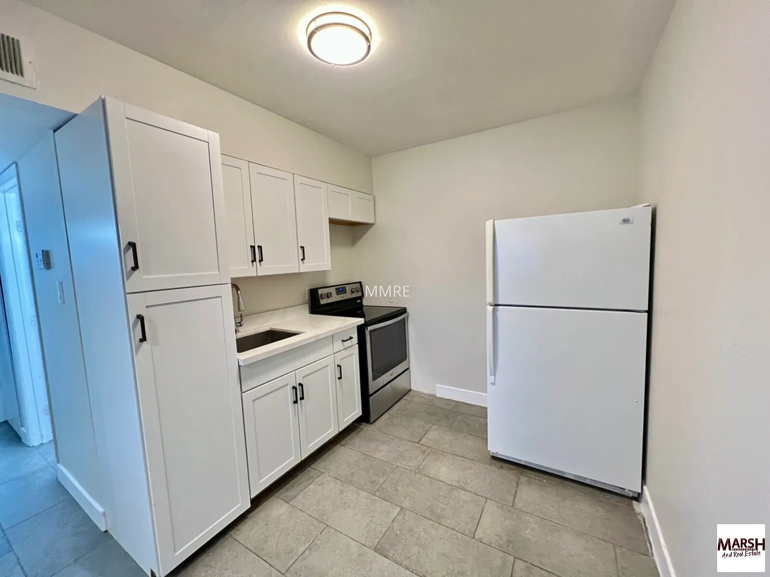 Updated 2 bedroom apartment in Tempe close to ASU! — Photo 3