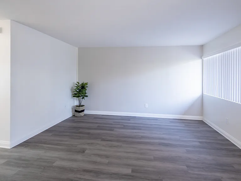 Artesia Crossings Apartments — Photo 3