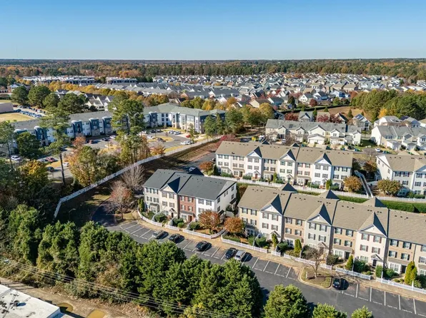 1130 Renewal Pl Unit 100, Raleigh, NC 27603