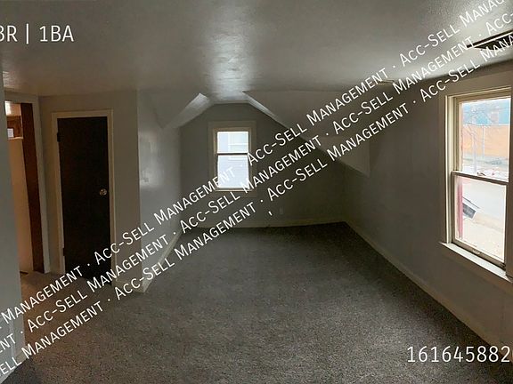 4th image of 519 11th St NW #2