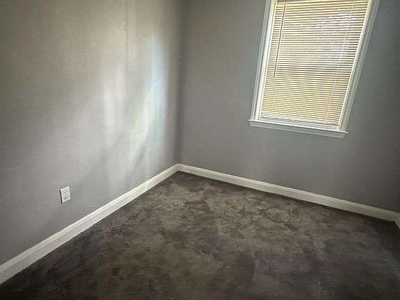 2nd image of 3925 Bancroft Rd