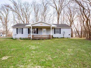 898 Waynoka Dr, Lake Waynoka, OH 45171