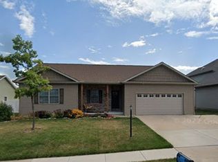 1508 Kingsbury Rd, Washington, IL 61571