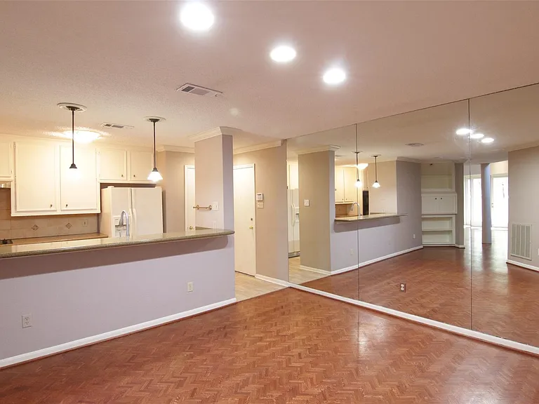 2602 Rice Blvd — Photo 11