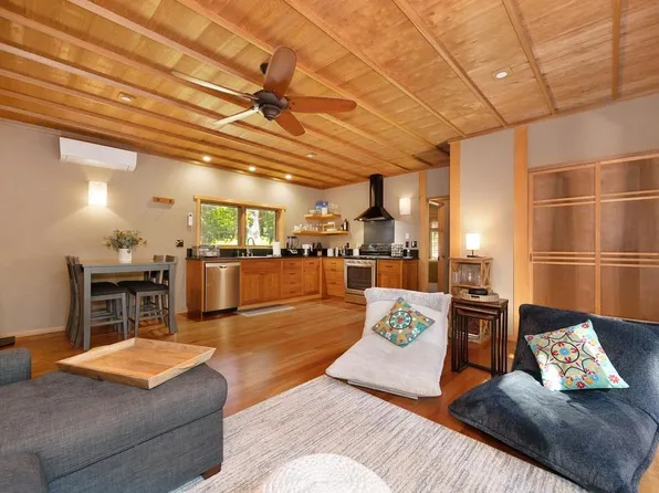 11345 Tower Hill Rd, Nevada City, CA 95959