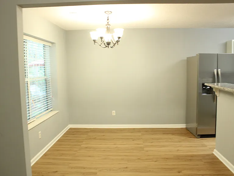 2266 Charleston Pointe SE — Photo 7