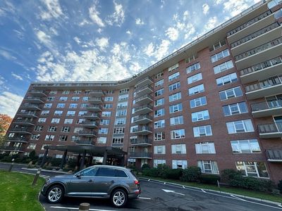 280 Boylston St APT 506, Newton, MA, 02467