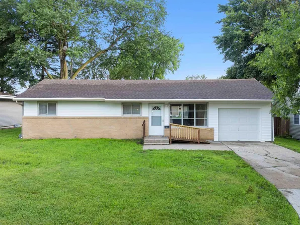 2505 Albert Lee Ave, Sedalia, MO 65301