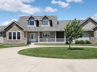 7936 SE 69th St, Berryton, KS 66409