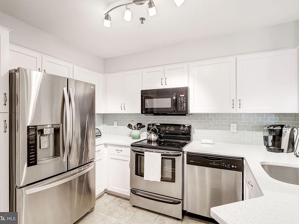 1st image of 1100 Quaker Hill Dr APT 308