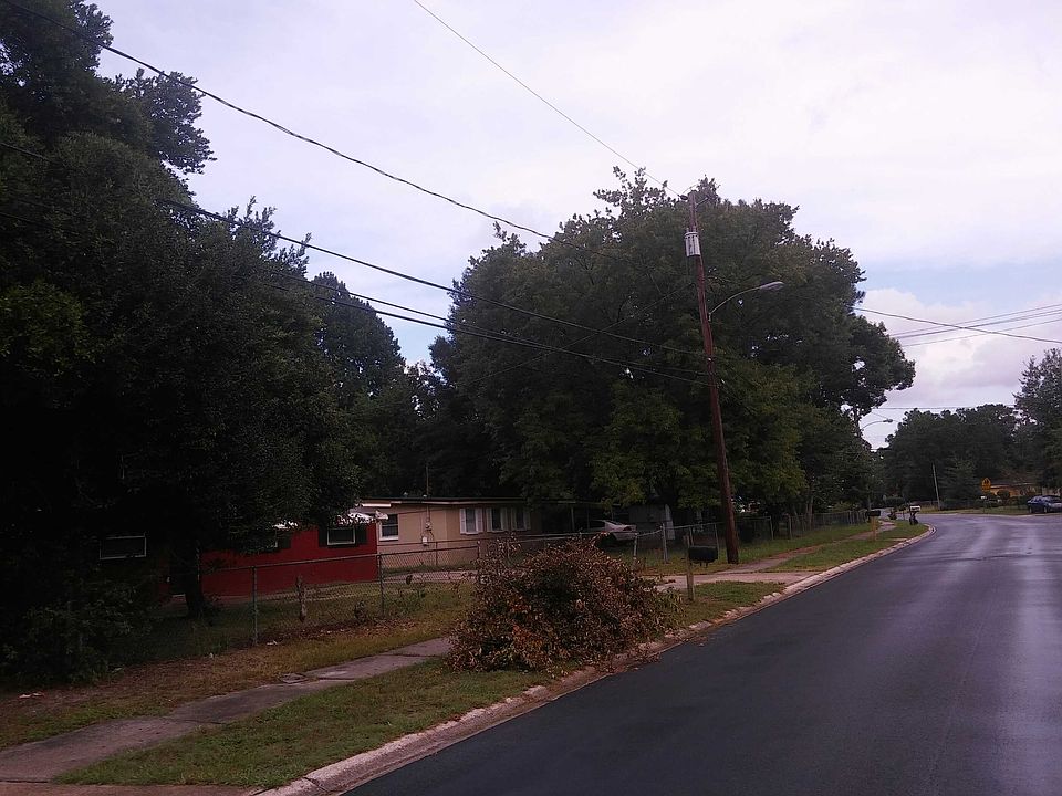 2nd image of 9657 Waynesboro Ave