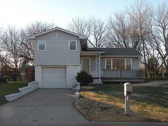 1st image of 725 Fredrick Dr
