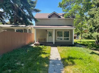 208 S H St, Livingston, MT 59047