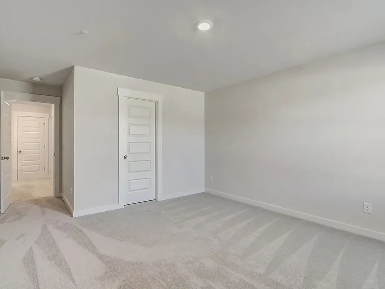 653 Birdie Dr — Photo 16