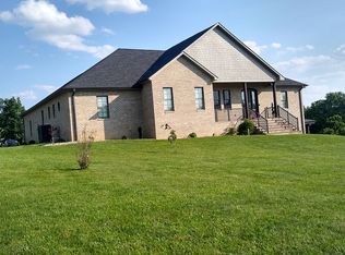 105 Morgan Neal Dr, Wytheville, VA 24382