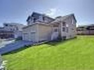 1816 Camas Ave NE, Newcastle, WA 98056