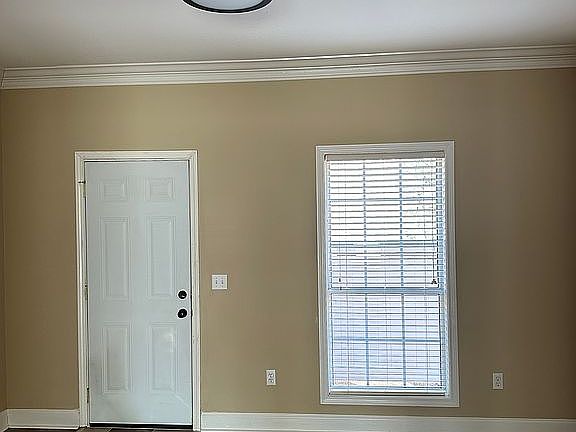 5th image of 142 Twin Gates Dr #142