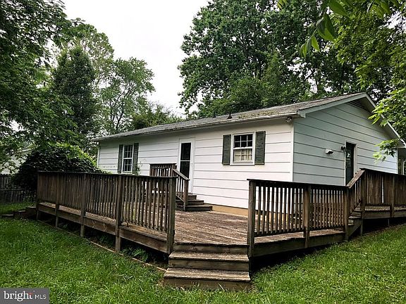 2nd image of 2129 Minnear St