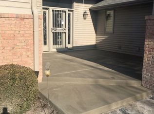 970 Waco Way, Poplar Grove, IL 61065