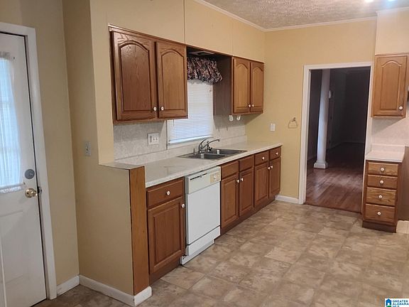 2nd image of 110 Coaling Rd