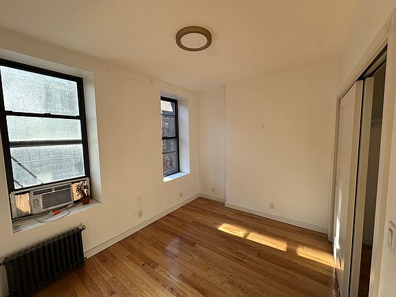 5th image of 137 W 83rd St APT 3N