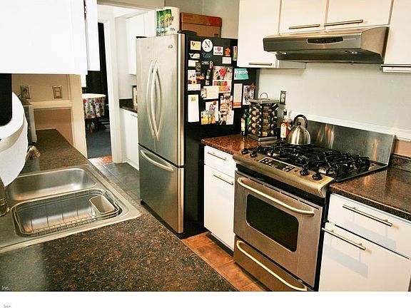 5th image of 1008 Westover Ave APT A401